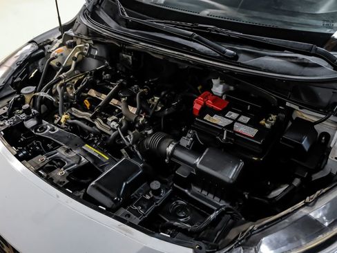 Used 2020 Nissan Versa SR w/ Convenience Package FWD image 49