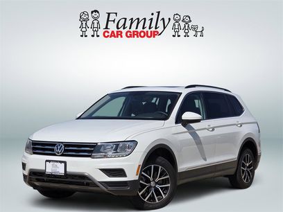 Used 2021 Volkswagen Tiguan SE w/ Panoramic Sunroof Package