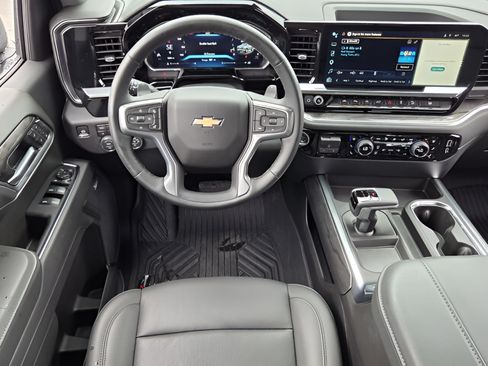 Used 2026 Chevrolet Silverado 1500 LTZ w/ LTZ Premium Package AWD/4WD image 11