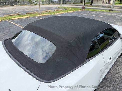 Used 2017 Ford Mustang Premium RWD image 40
