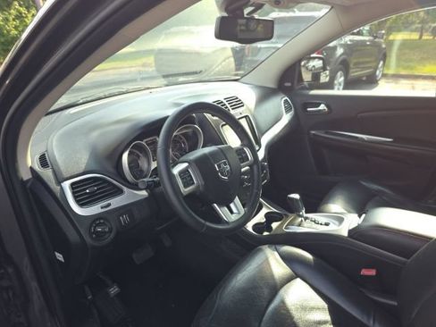 Used 2015 Dodge Journey R/T w/ Flexible Seating Group FWD image 12