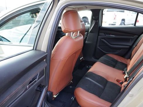 Used 2024 MAZDA MAZDA3 s image 16