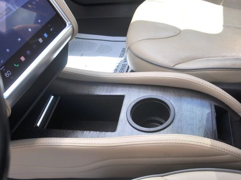 Used 2014 Tesla Model S 85 RWD image 28
