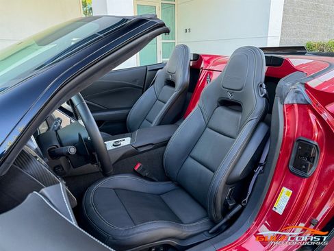 Used 2015 Chevrolet Corvette Z06 w/ 3LZ Preferred Equipment Group image 23