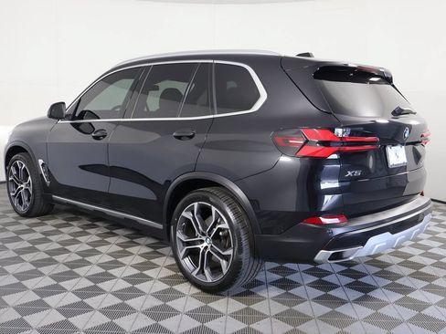 Used 2025 BMW X5 xDrive40i w/ Premium Package AWD/4WD image 6