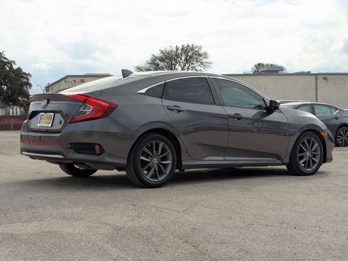 Used 2019 Honda Civic EX image 4