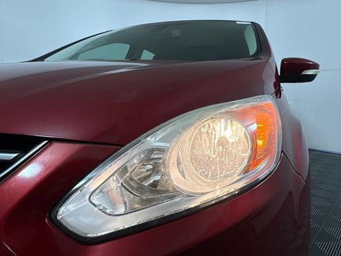 Used 2015 Ford C-MAX SEL w/ Equipment Group 302A FWD image 9