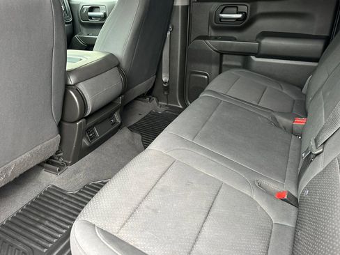 Used 2020 Chevrolet Silverado 1500 Custom w/ Custom Value Package image 14