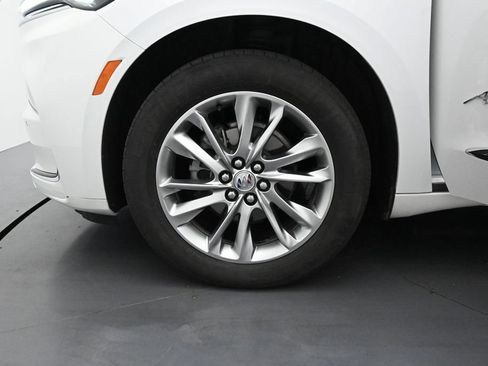 Used 2023 Buick Enclave Avenir w/ Avenir Technology Package AWD/4WD image 8