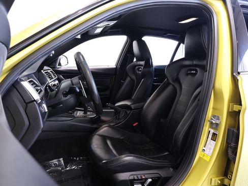 Used 2018 BMW M3 RWD image 20
