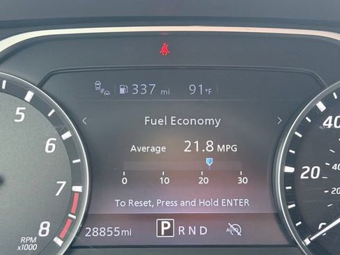 Certified 2024 Nissan Frontier SL w/ Technology Package RWD image 13