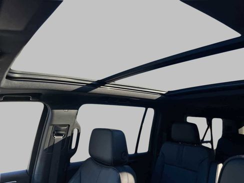 New 2026 Chevrolet Suburban RST w/ Comfort Package image 21