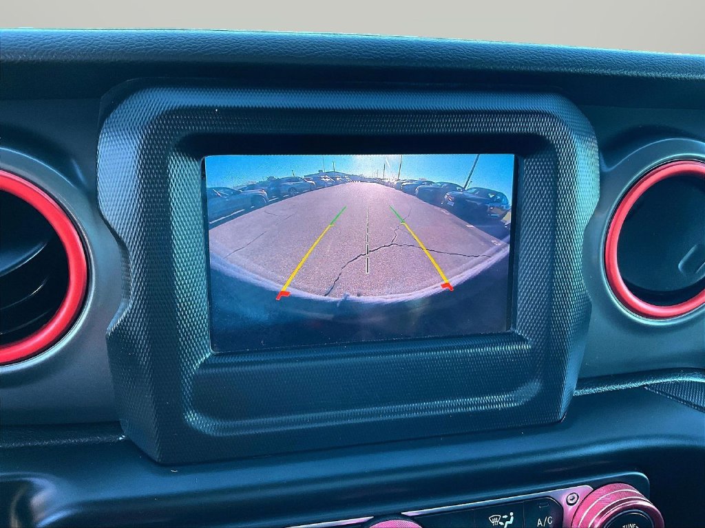 Used 2022 Jeep Wrangler Sport AWD/4WD image 15