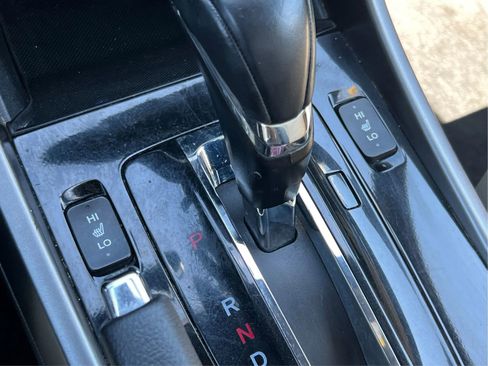 Used 2017 Honda Accord EX-L image 46