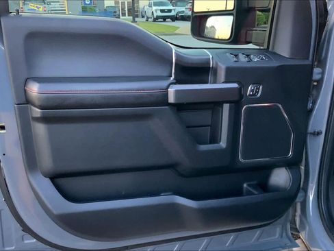 Used 2019 Ford F150 Lariat w/ Equipment Group 502A Luxury AWD/4WD image 21