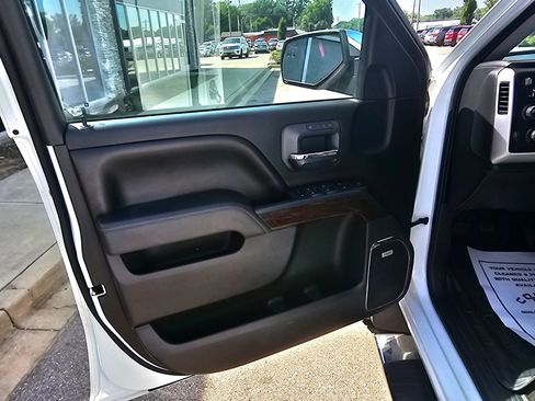 Used 2017 GMC Sierra 1500 SLT AWD/4WD image 10