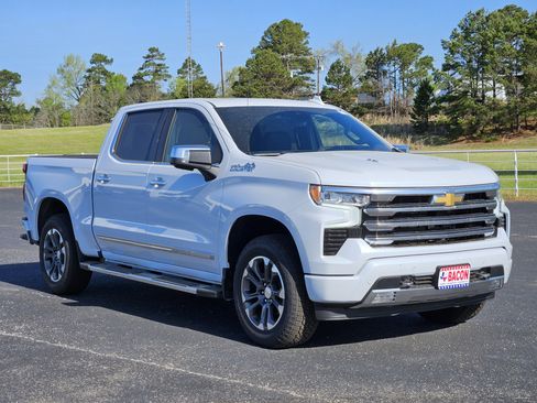 New 2026 Chevrolet Silverado 1500 High Country w/ Technology Package image 3