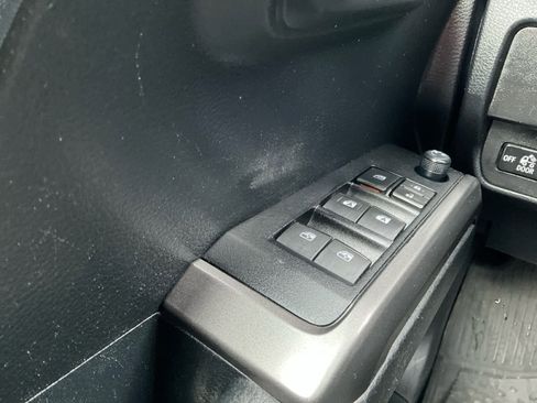 Used 2021 Toyota Tacoma TRD Sport w/ Technology Package AWD/4WD image 21
