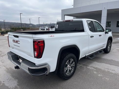 Used 2025 GMC Sierra 1500 Pro w/ Pro Value Package image 3