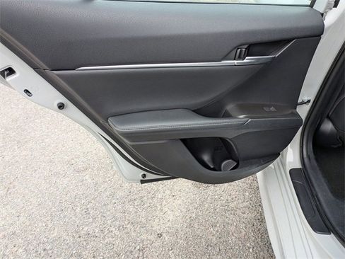 Used 2023 Toyota Camry XSE image 31