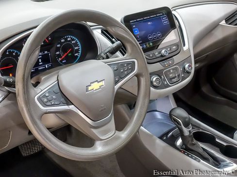 Used 2022 Chevrolet Malibu LS FWD image 15