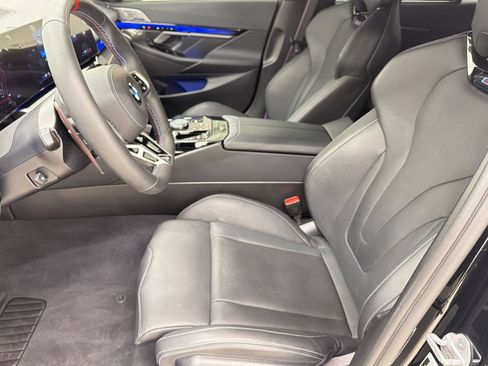 Certified 2025 BMW M5 Touring AWD/4WD image 5