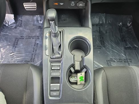 Used 2022 Honda Civic Sport image 16