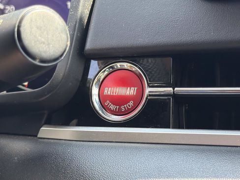 Used 2024 Mitsubishi Outlander Ralliart AWD/4WD image 24