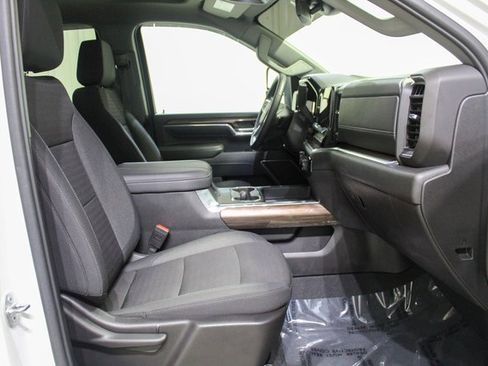 Used 2024 Chevrolet Silverado 2500 LT w/ Z71 Sport Edition image 12