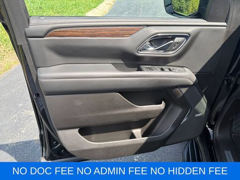 Used 2021 Chevrolet Suburban High Country AWD/4WD image 12
