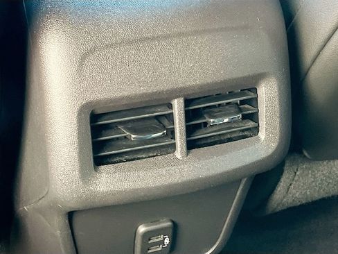 Used 2024 Chevrolet Equinox RS AWD/4WD image 25