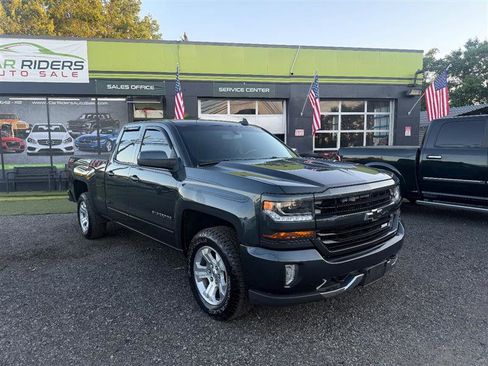 Used 2017 Chevrolet Silverado 1500 LT w/ All Star Edition AWD/4WD image 3