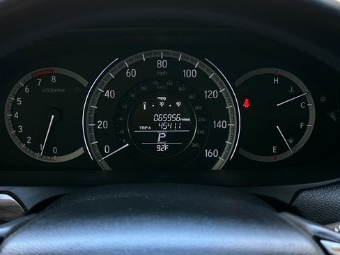 Used 2016 Honda Accord EX-L image 22