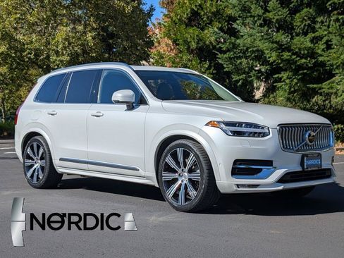 Used 2023 Volvo XC90 B6 Ultimate w/ Lounge Package AWD/4WD image 1