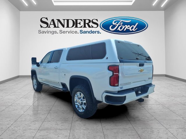 Used 2024 Chevrolet Silverado 2500 High Country AWD/4WD image 4