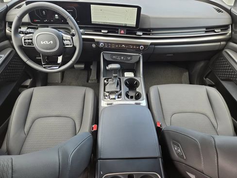 New 2026 Kia Carnival SX Prestige FWD image 18