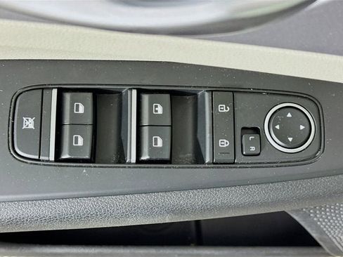 Certified 2023 Kia Forte LXS image 17