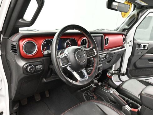 Used 2022 Jeep Wrangler Unlimited Rubicon w/ Cold Weather Group image 15