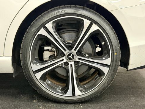 Used 2023 Mercedes-Benz C 300 Sedan image 17