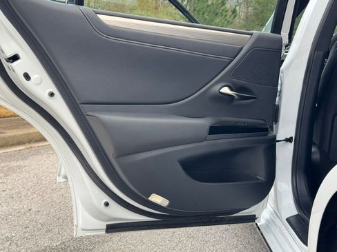 Certified 2025 Lexus ES 350 F Sport image 26