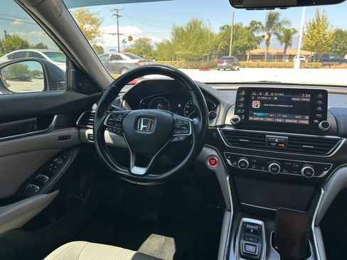 Used 2019 Honda Accord EX-L image 32
