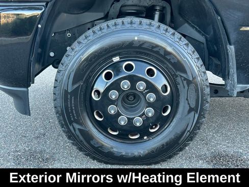 Used 2024 RAM 3500 Laramie w/ Night Edition image 47