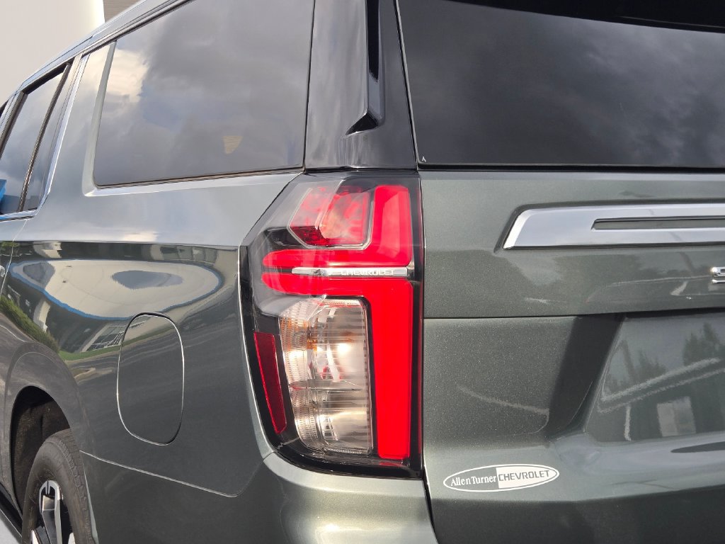 Used 2024 Chevrolet Suburban High Country w/ LPO, Illumination Package AWD/4WD image 10