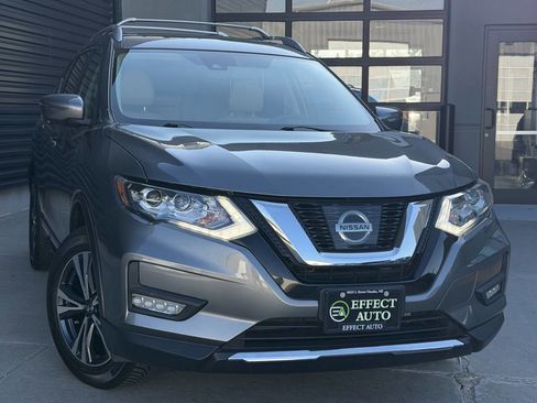 Used 2017 Nissan Rogue SL w/ SL Premium Package AWD/4WD image 5