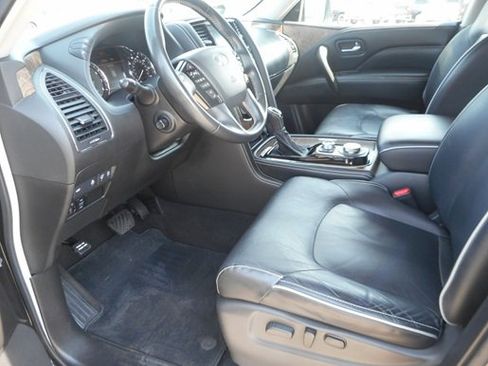 Used 2021 INFINITI QX80 Premium Select image 9