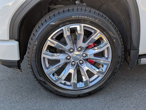 Used 2022 GMC Sierra 1500 Denali w/ Denali Reserve Package image 10