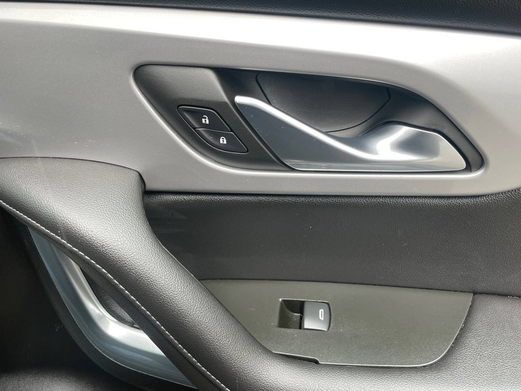 Certified 2022 Chevrolet Blazer LT AWD/4WD image 13