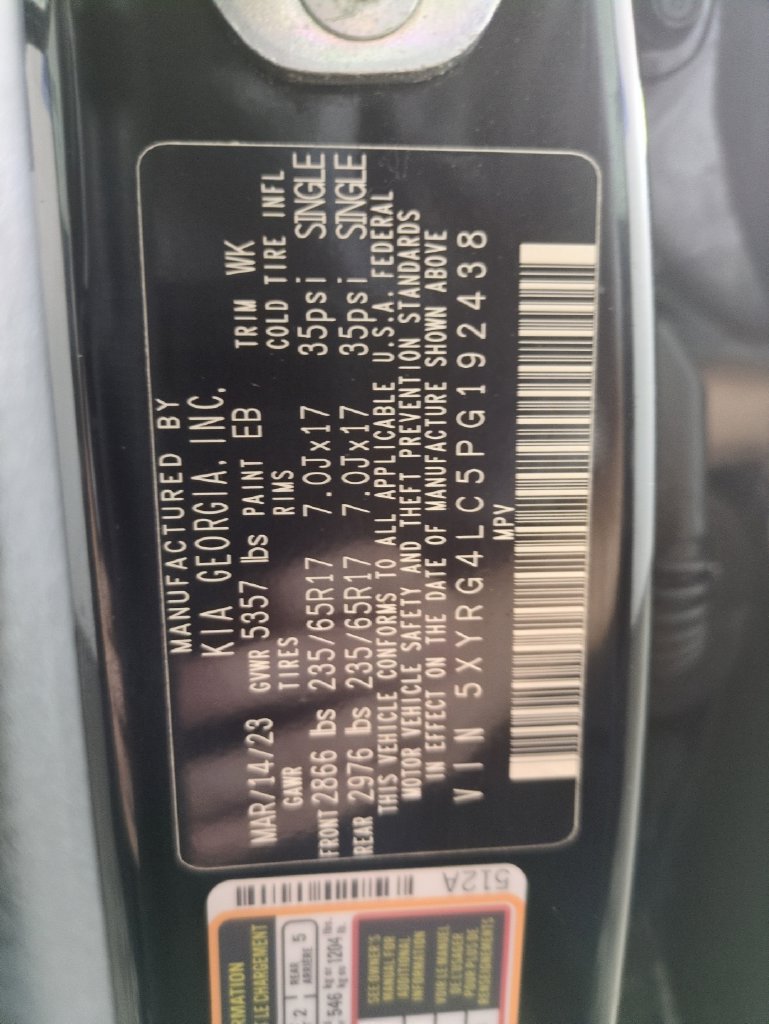 Used 2023 Kia Sorento LX FWD image 34