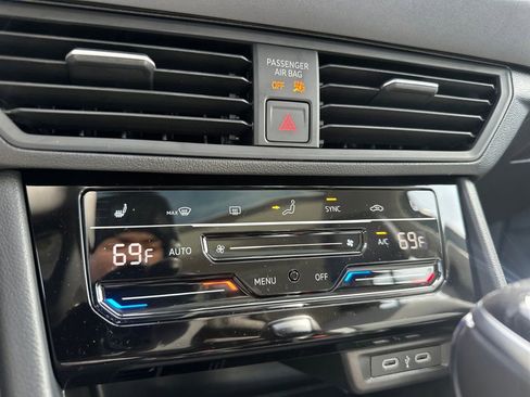 New 2026 Volkswagen Jetta SE image 23