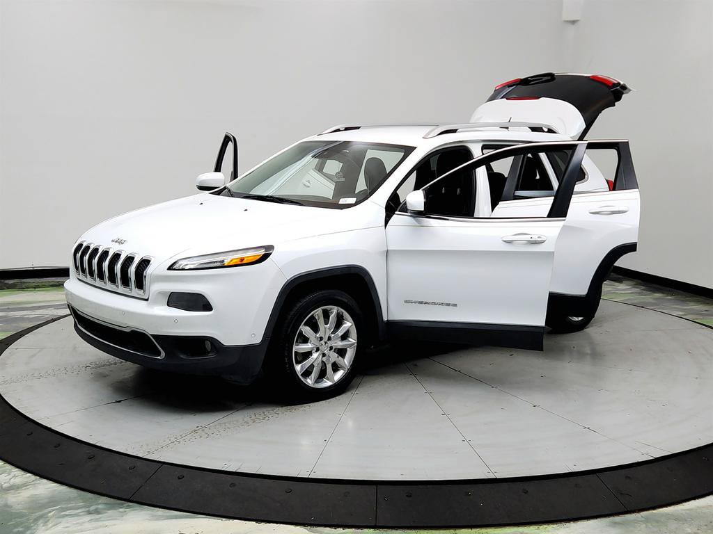 Used 2014 Jeep Cherokee Limited w/ Technology Group FWD image 9